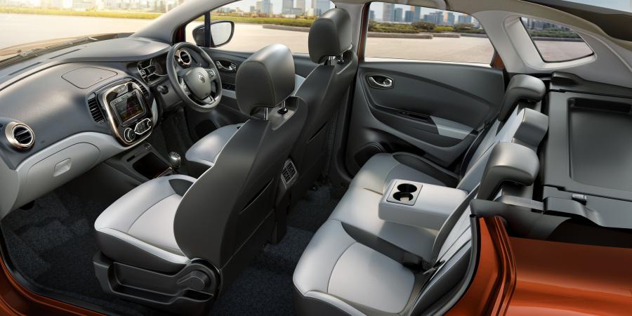 Интерьер Renault Captur 2017 года  (IN) (фото 20 из 23)